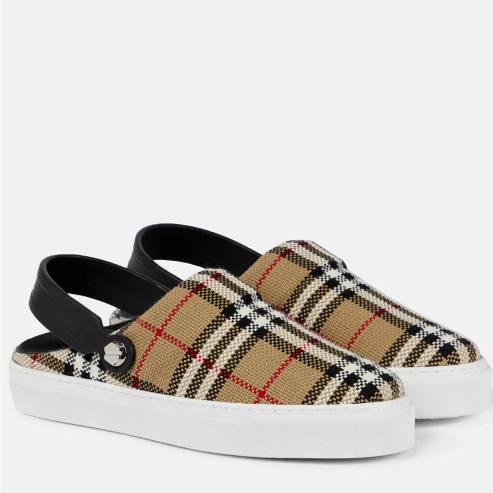 Burberry Sneakers, Slingback